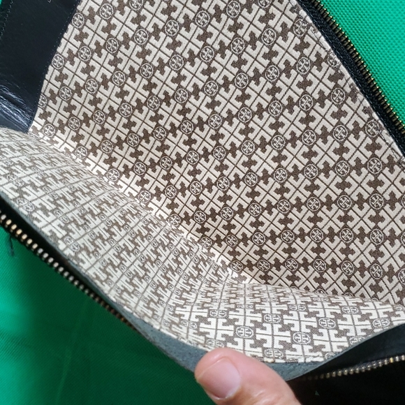 Tory Burch Leather Boots 👢 😍!! - Picture 5 of 12